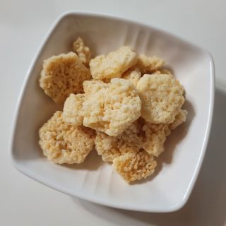 미즈꼬레아 치즈맛 누룽지크리스피 — 5점을 준 리뷰어가 2022년 3월 올린 사용 사진