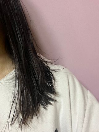 르핸스 퍼포밍 5 샴푸 비반트 포렛/베티버 포그 — 5점을 준 리뷰어가 2022년 12월 올린 사용 사진