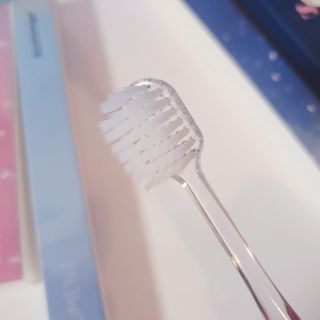 에브리모먼트 에브리 모먼트 칫솔 Every moment toothbrush — 5점을 준 리뷰어가 2022년 3월 올린 사용 사진