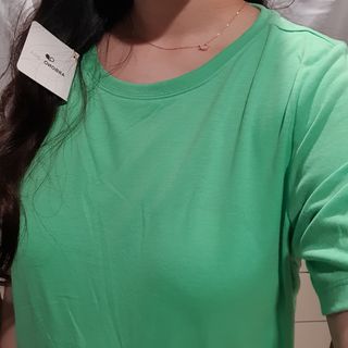 아르보노브라 아르보노 10color 데일리 반팔 노브라티 — 4점을 준 리뷰어가 2022년 5월 올린 사용 사진