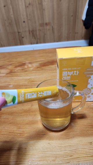 참앤들황토농원 7가지 맛! 탄산 톡톡! 스파클링! 데이앤 콤부차 7종 10포 1박스씩 ★총 7박스★ — 5점을 준 리뷰어가 2023년 2월 올린 사용 사진