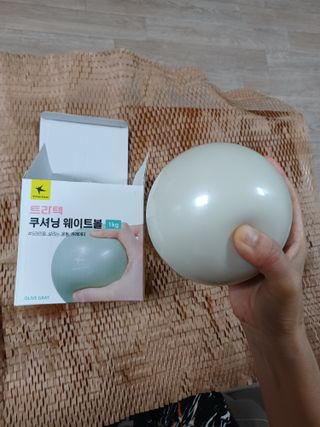 트라택 쿠셔닝 웨이트볼 0.5kg + 1kg SET — 5점을 준 리뷰어가 2022년 6월 올린 사용 사진