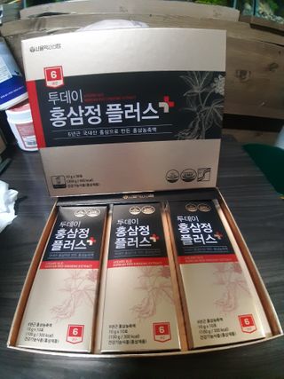 서울약사신협_투데이홍삼정플러스스틱_10g x 30포 — 5점을 준 리뷰어가 2021년 3월 올린 사용 사진