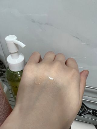 스킨큐어 산다화 순한 클렌징 동백 오일 200ml — 5점을 준 리뷰어가 2023년 4월 올린 사용 사진