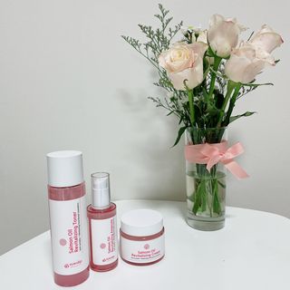 아이앤립 / EYENLIP 아이앤립 연어오일 리바이탈라이징 토너+앰플+크림 3종 세트 — 4.5점을 준 리뷰어가 2021년 5월 올린 사용 사진