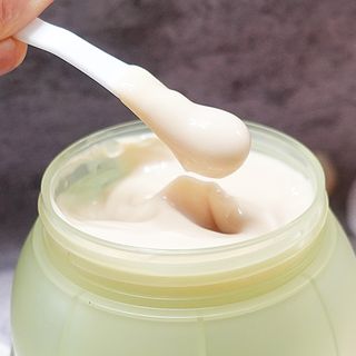 카오리온코스메틱스 사카로미세스와 시카의 만남        릴리피 릴렉싱 크림 진정한 탄력을 경험해보세요 — 3.5점을 준 리뷰어가 2021년 6월 올린 사용 사진