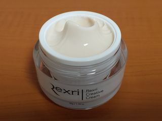 렉스리 크리에이티브 크림  Rexri Creative Cream — 5점을 준 리뷰어가 2022년 6월 올린 사용 사진