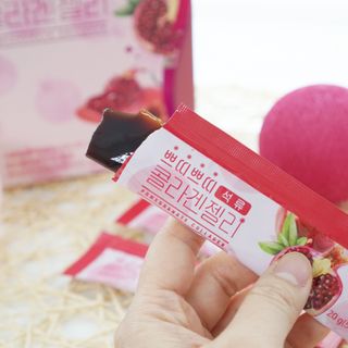 헬스업_쁘띠쁘띠석류콜라겐젤리_20g x 14포 — 5점을 준 리뷰어가 2021년 3월 올린 사용 사진