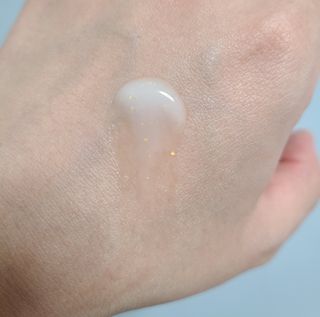 비엠비코 퀸79 노블 골드 아쿠아 크림 — 4.5점을 준 리뷰어가 2021년 5월 올린 사용 사진