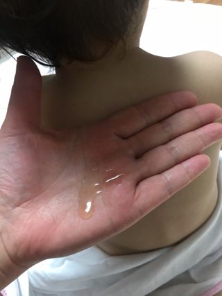 mom e 맘이 내추럴 베이비 케어 크림+바디오일 — 4점을 준 리뷰어가 2021년 1월 올린 사용 사진