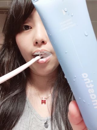 매스티나 프리미엄 매스티스 치약 — 5점을 준 리뷰어가 2021년 7월 올린 사용 사진
