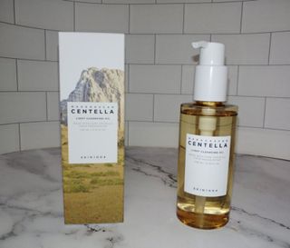 스킨1004 [SKIN1004] 마다가스카르 센텔라 라이트 클렌징 오일 200ml — 5점을 준 리뷰어가 2024년 7월 올린 사용 사진