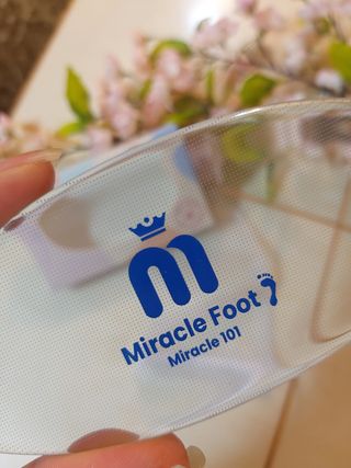 미라클풋 유리발각질제거기 물없이 쓱싹쓱싹 몇번만에 발각질 완벽제거 — 5점을 준 리뷰어가 2021년 9월 올린 사용 사진