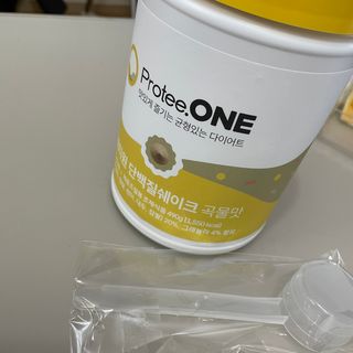 프로티원 단백질쉐이크 곡물맛 2주분 1통+보틀 — 5점을 준 리뷰어가 2021년 4월 올린 사용 사진