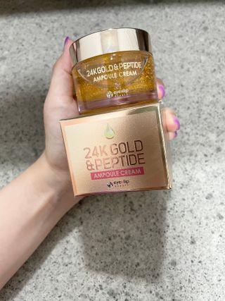 아이앤립 / EYENLIP 아이앤립 24K 골드 N 펩타이드 앰플 크림 — 5점을 준 리뷰어가 2021년 6월 올린 사용 사진