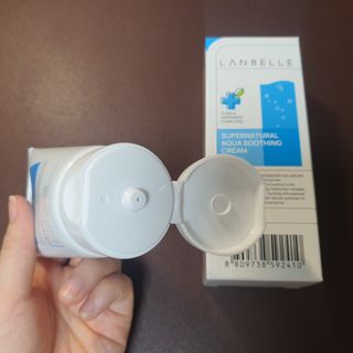 랑벨 수퍼내츄럴 아쿠아 수딩 크림 100ml — 5점을 준 리뷰어가 2022년 4월 올린 사용 사진