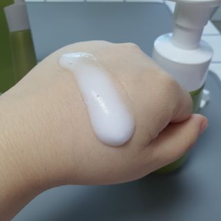 [후르디아] 아보카도 약산성 비건 여성 청결제 — 5점을 준 리뷰어가 2021년 7월 올린 사용 사진
