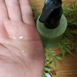 프리마인 메이크업과 들뜨는 각질까지 한방에 깐달걀로! 순하기까지한 셀베이스 그린티클렌저(200ml) — 5점을 준 리뷰어가 2023년 5월 올린 사용 사진
