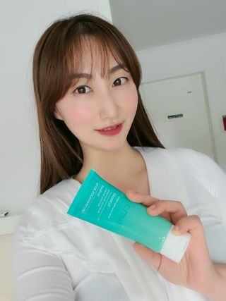 김정문알로에 큐어 큐어 맥시 알로에베라 겔 크림 — 5점을 준 리뷰어가 2021년 3월 올린 사용 사진