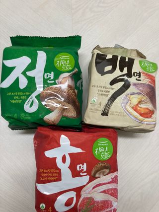 [풀무원] 자연은맛있다 정면, 백면, 홍면  세트 — 5점을 준 리뷰어가 2021년 4월 올린 사용 사진