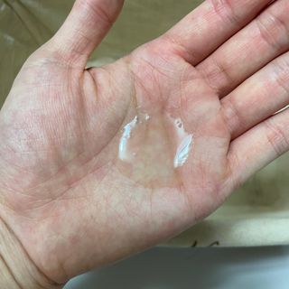썸헤어 / SUMHAIR 썸헤어 실키 테라피 헤어 에센스 — 5점을 준 리뷰어가 2021년 5월 올린 사용 사진