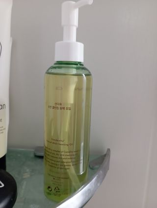 스킨큐어 산다화 순한 클렌징 동백 오일 200ml — 5점을 준 리뷰어가 2023년 3월 올린 사용 사진