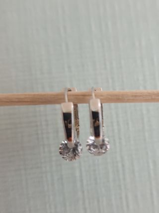 [골드앤디어] 14K 사선 큐빅 원터치 귀걸이_3color — 4점을 준 리뷰어가 2021년 6월 올린 사용 사진