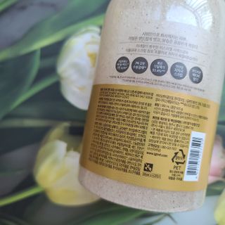 벨먼 내추럴스파 수분광채 스크럽 바디워시 600ml 5종 — 5점을 준 리뷰어가 2022년 5월 올린 사용 사진
