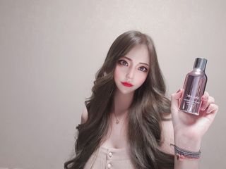 Re:NK 리엔케이 핑크 볼륨 래디언스 컬러크림 — 5점을 준 리뷰어가 2021년 7월 올린 사용 사진