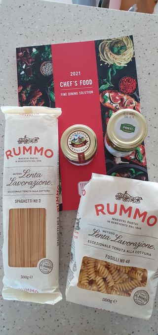 이탈리안 프리미엄 파스타 룸모 Rummo 파스타 2종 + 바질 페스토 + 블랙 트러플 페이스트 — 5점을 준 리뷰어가 2021년 7월 올린 사용 사진