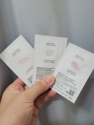 스킨1004 [SKIN1004] 마다가스카르 센텔라 앰플 폼 125ml — 4점을 준 리뷰어가 2024년 9월 올린 사용 사진