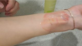 비알티씨 BRTC 안티폴루션 앤 블랙헤드 클렌징오일 300ml — 5점을 준 리뷰어가 2022년 12월 올린 사용 사진