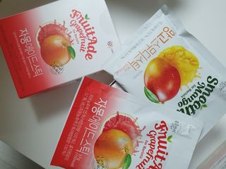 [복음자리] 바리스타 패키지 2종 랜덤발송 (딸기스무디 스틱+샤인머스캣에이드 or 망고스무디+자몽에이드) — 5점을 준 리뷰어가 2022년 7월 올린 사용 사진