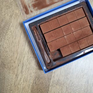 연말/새해선물 요즘 트렌드 오트밀크 생초콜릿 호불호 없는 카카올라 Bast 밀크생초콜릿 — 5점을 준 리뷰어가 2021년 10월 올린 사용 사진
