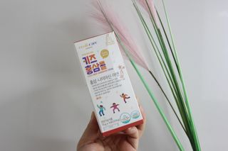 베거스코리아 [콜리케어] 키즈 홍삼콜리 딸기맛 14포 — 5점을 준 리뷰어가 2021년 5월 올린 사용 사진