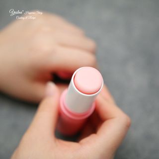 스킨큐어 산다화 카멜리아 안티 링클 멀티밤 — 5점을 준 리뷰어가 2022년 4월 올린 사용 사진