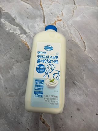 프리_[덴마크] 진하고 더 고소한 플레인 요거트 1.8L — 5점을 준 리뷰어가 2025년 5월 올린 사용 사진