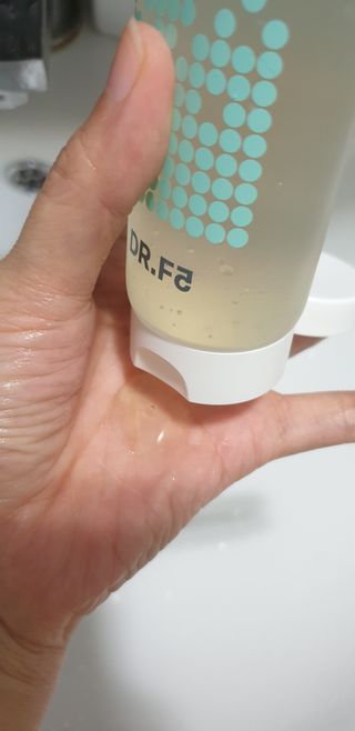 닥터에프파이브 젤리스크럽 소프트 클렌징폼 120ml — 4점을 준 리뷰어가 2022년 6월 올린 사용 사진