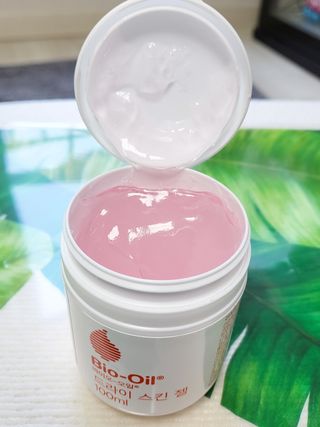 바이오오일 [바이오-오일] 드라이 스킨 젤 100ml — 4점을 준 리뷰어가 2021년 10월 올린 사용 사진