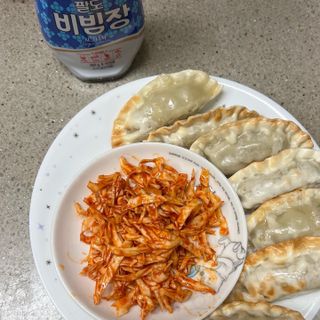 팔도비빔장 시그니처 380g 2개 — 5점을 준 리뷰어가 2022년 2월 올린 사용 사진