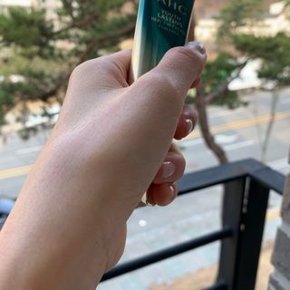[NEW 탄력유턴 아이크림] AHC 유스 래스팅 리얼 아이크림 포 페이스 — 5점을 준 리뷰어가 2021년 3월 올린 사용 사진