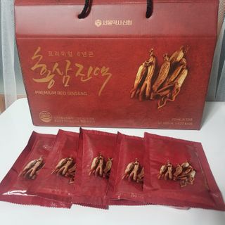 서울약사신협_프리미엄 6년근 홍삼진액_70mlx30포 — 5점을 준 리뷰어가 2021년 3월 올린 사용 사진