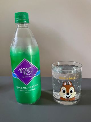 몽베스트 Montbest with Sparkling water Plain 20병 — 5점을 준 리뷰어가 2021년 10월 올린 사용 사진