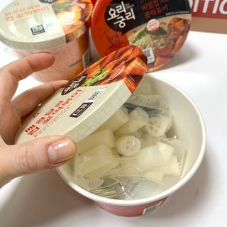 나우  [요리궁리] B타입 ( 매콤, 치즈, 매콤까르보 ) 꽃떡볶이 6개입 세트 — 5점을 준 리뷰어가 2025년 3월 올린 사용 사진