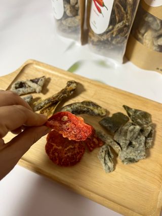 자연을담은모듬부각 — 5점을 준 리뷰어가 2022년 1월 올린 사용 사진