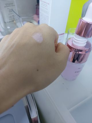 나우 [리브엠] 123억개 엑소좀으로 채운 눈부신 광채, 엑소코어 화이트닝 텐션 앰플 — 5점을 준 리뷰어가 2023년 11월 올린 사용 사진