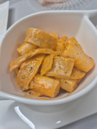나우  [요리궁리] B타입 ( 매콤, 치즈, 매콤까르보 ) 꽃떡볶이 6개입 세트 — 5점을 준 리뷰어가 2025년 3월 올린 사용 사진