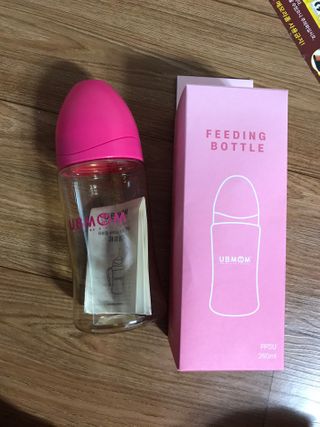 유비맘 PPSU 젖병 노꼭지_260ml_컬러 랜덤 발송 — 5점을 준 리뷰어가 2020년 12월 올린 사용 사진