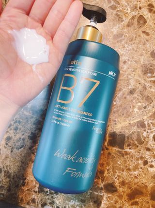 [포레스트스토리] 탈모증상완화 샴푸 1,000ml — 5점을 준 리뷰어가 2022년 4월 올린 사용 사진