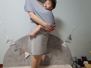 베베누보 다이얼핏 밀착 아기띠 더 이지슬링 Lv3 — 5점을 준 리뷰어가 2021년 6월 올린 사용 사진